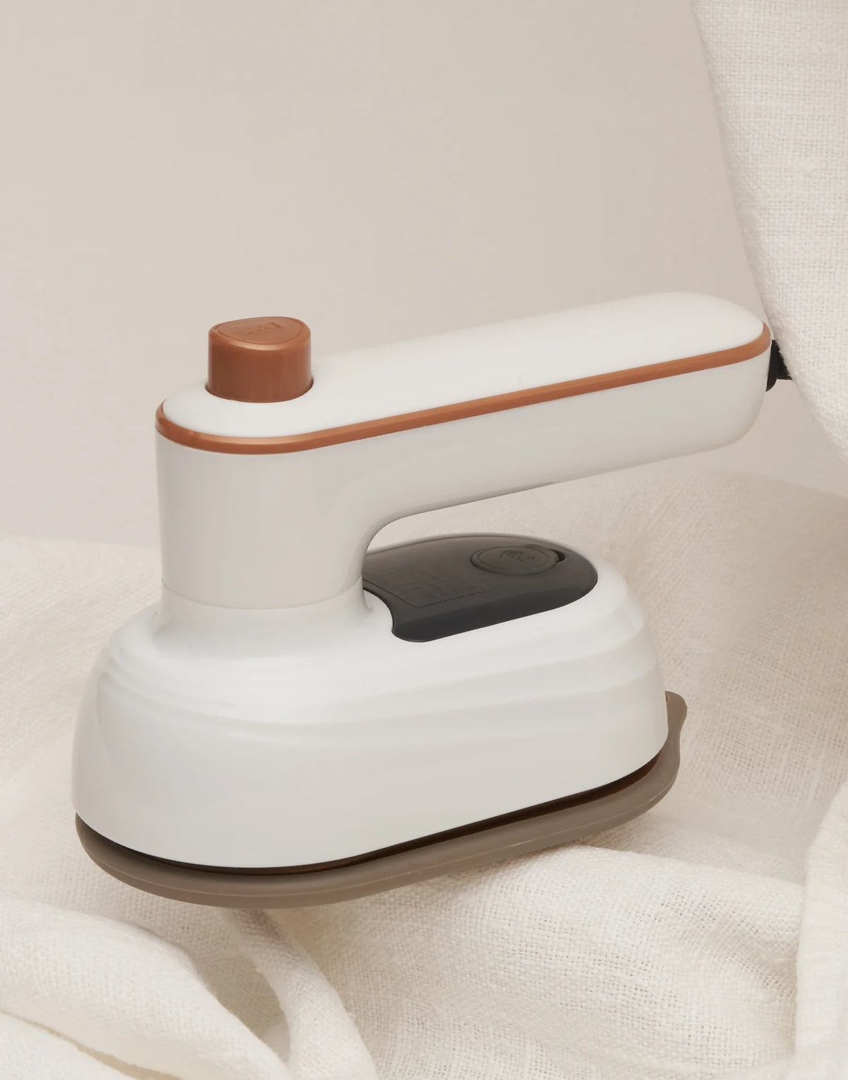 Mini Fer à Repasser Portable – Résultats en 30 secondes